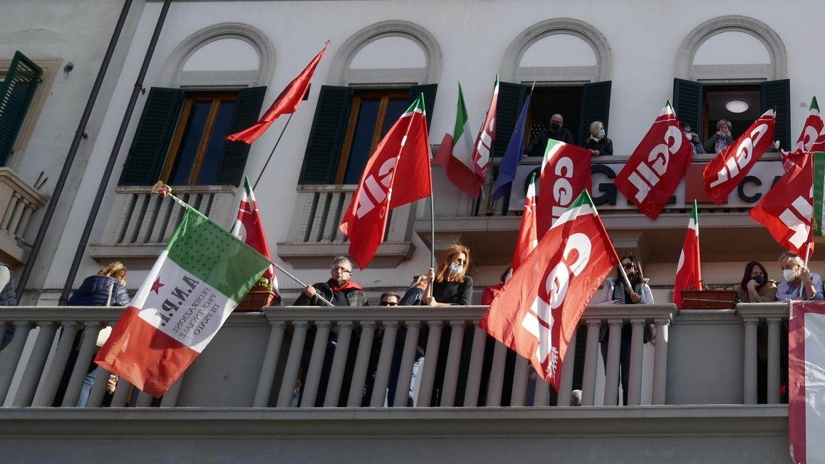 La Camera del Lavoro di piazza Mercatale non perderà la sua funzione ed i suoi servizi