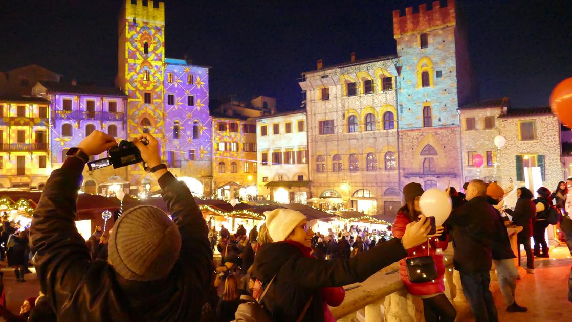 Arezzo, controlli in borghese. Nuova stretta sui mercatini dopo l’attentato in Germania