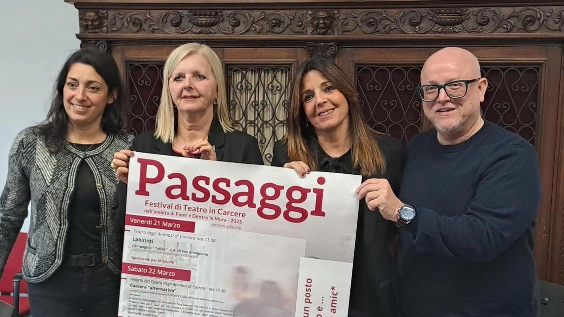 Gli organizzatori della kermesse ’Passaggi’ Cristina Sichi, Roberta Crudeli, Gea Dazzi e Alessandro Bianchi