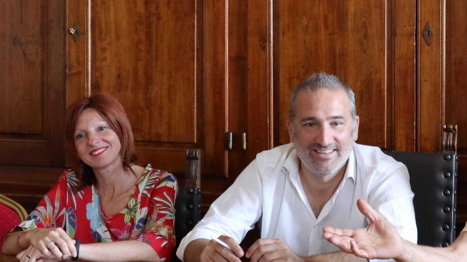 La vicesindaca Valentina Ricotta e il sindaco di Calci Massimiliano Ghimenti