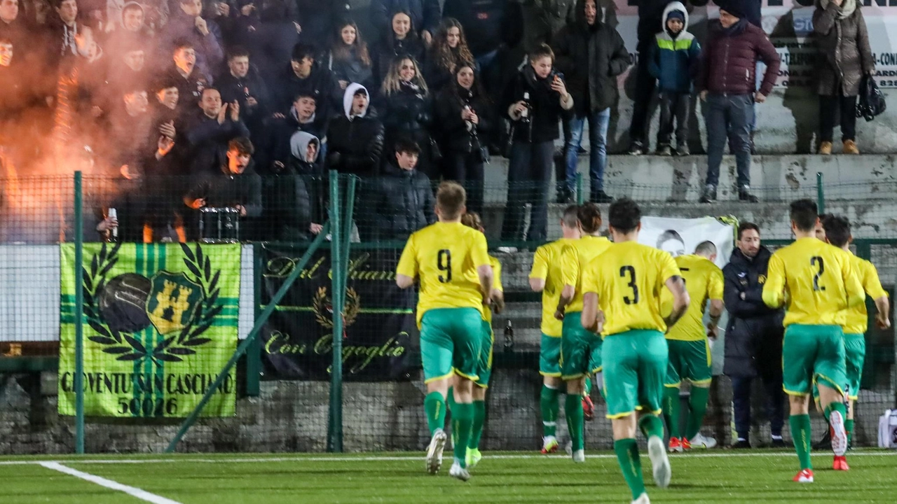 Il paese si stringe intorno alla squadra per l’ultima partita della Coppa Toscana di Prima categoria