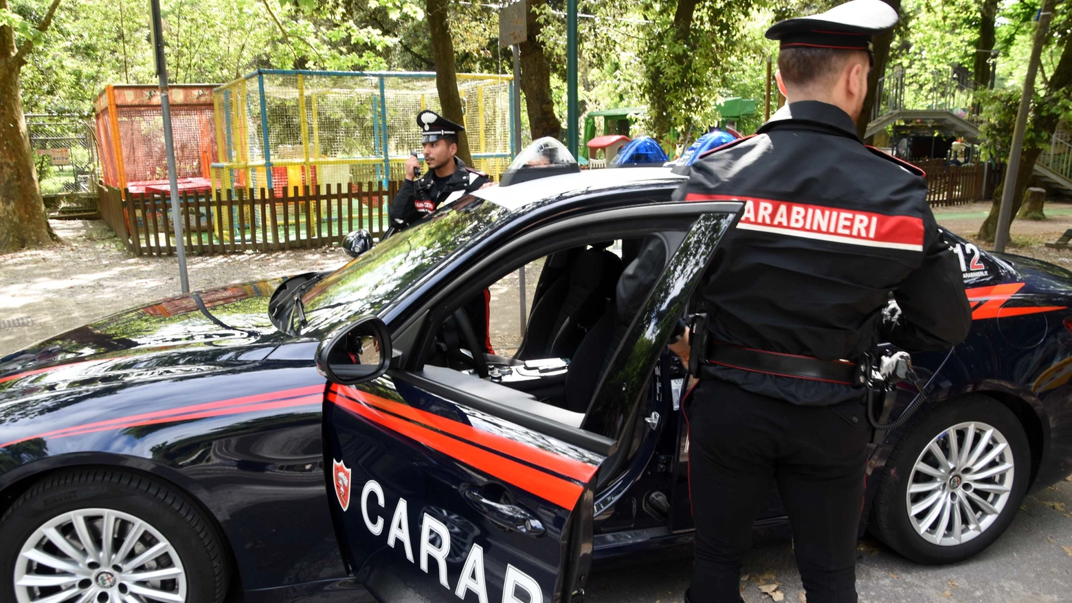 Indagano i carabinieri (Foto Umicini)