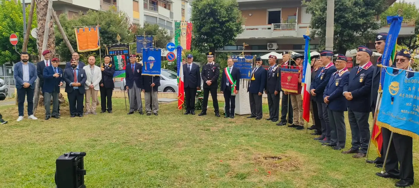 Commemorato il sergente maggiore paracadutista massese Stefano Paolicchi