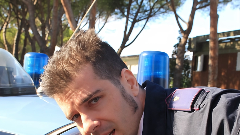 Sul posto una volante della polizia