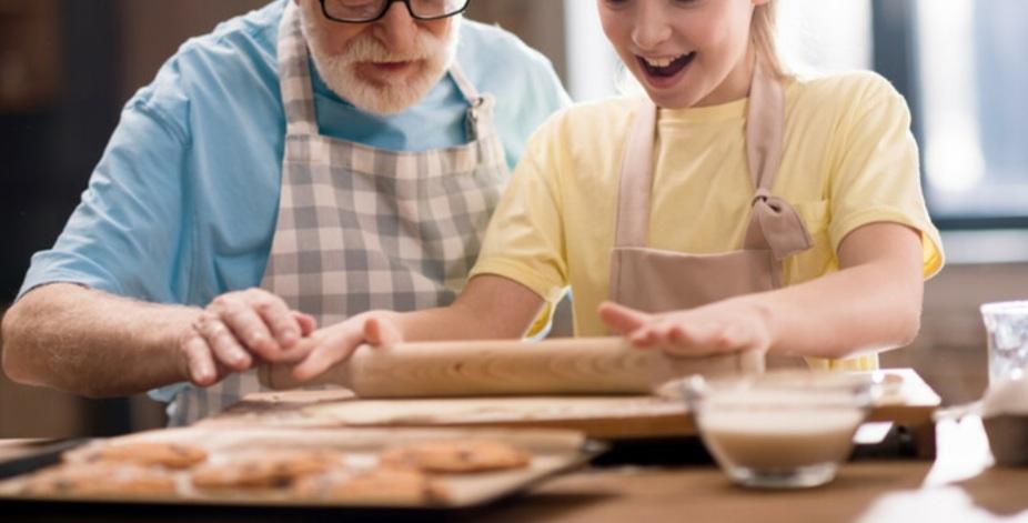 Giornata dei nonni, la Toscana continua a invecchiare: 1600 centenari