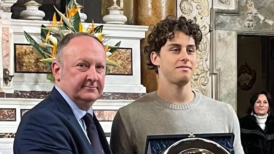 Il pietrasantino di Crociale Fabio Del Medico ha iniziato brillantemente il 2025 su pista. Per il Campione del mondo e...