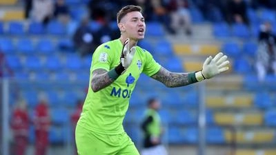 Il nuovo portiere svolgerà le visite mediche lunedì. Vivo il sogno Lapadula. Oggi ultima amichevole a Bormio