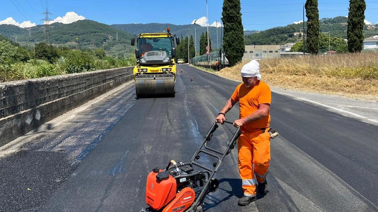 Nuove asfaltature in città. Il Comune apre la cassa. Pronti 350mila euro