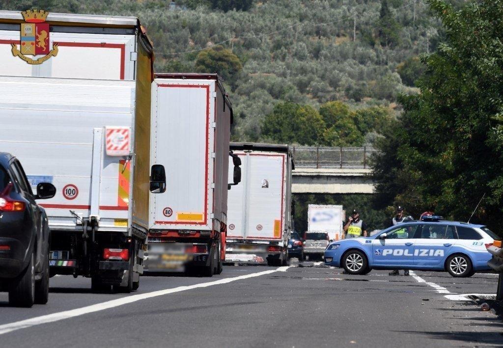 La Polizia di Stato di Arezzo arresta due uomini in A1