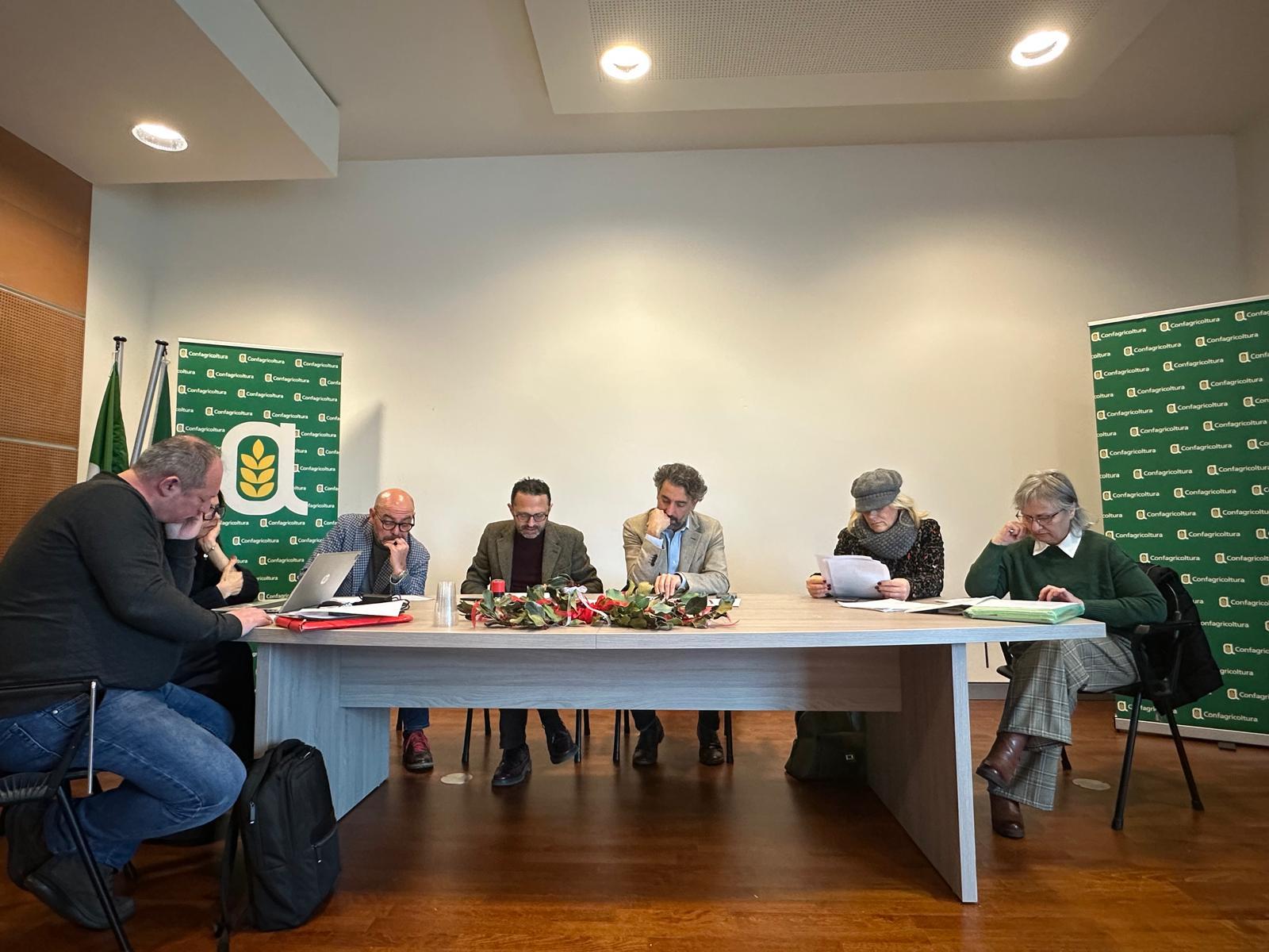 Siglato il contratto di lavoro degli operai agricoli e florovivaisti della provincia di Arezzo