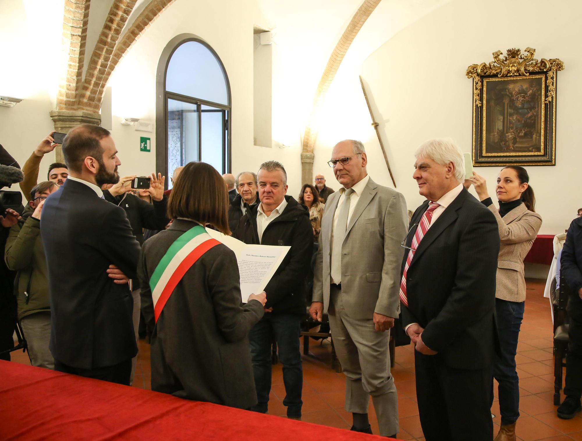 Baiocco d’oro a tre negozi storici: "Ecco i custodi dell’acropoli. Presidi di socialità e tradizione"