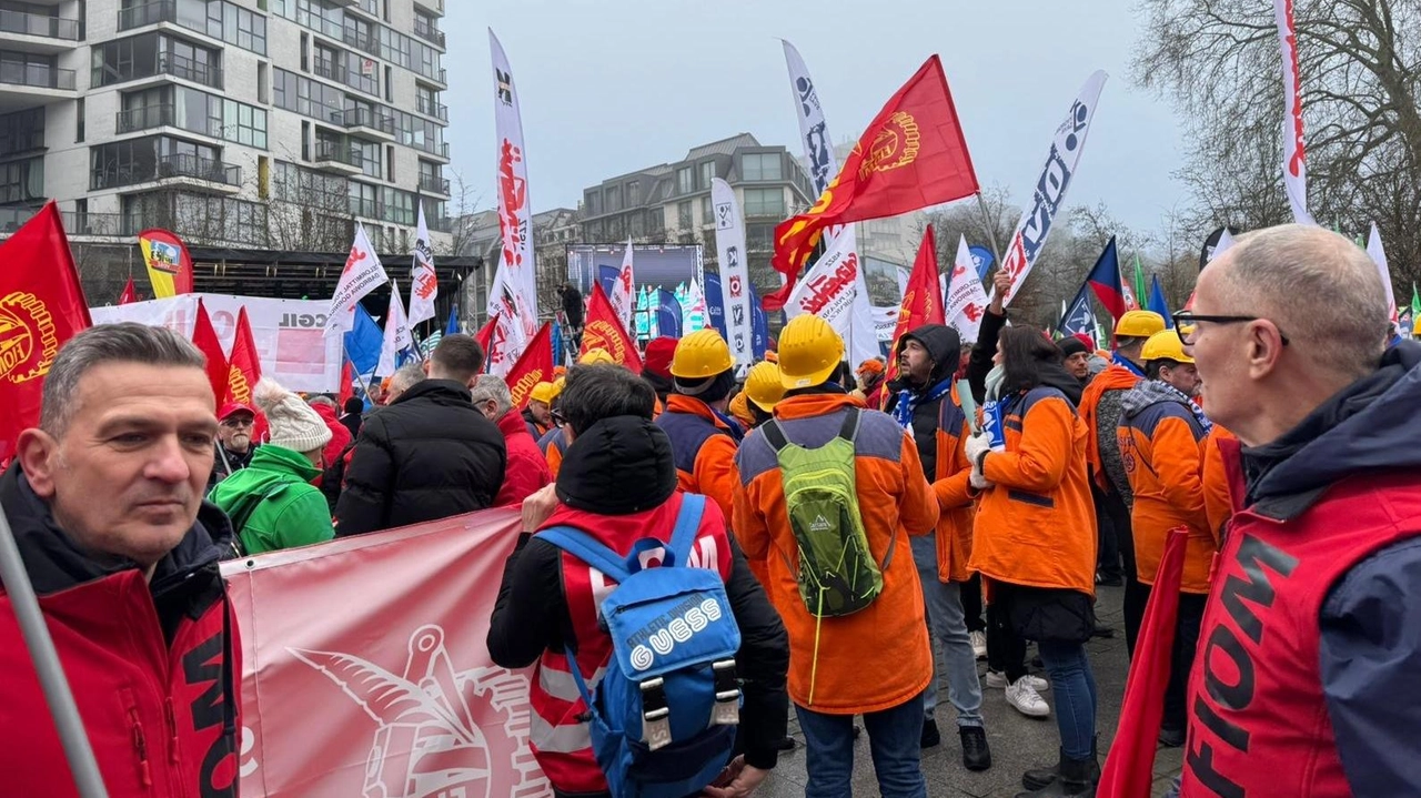 Alla manifestazione di Bruxelles delegazioni di Fiom e Fim