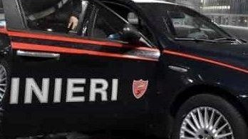 Era accusato di detenzione ai fini di spaccio. Quando fu fermato dai carabinieri mentre stava guidando l’auto a Grosseto nascondeva...