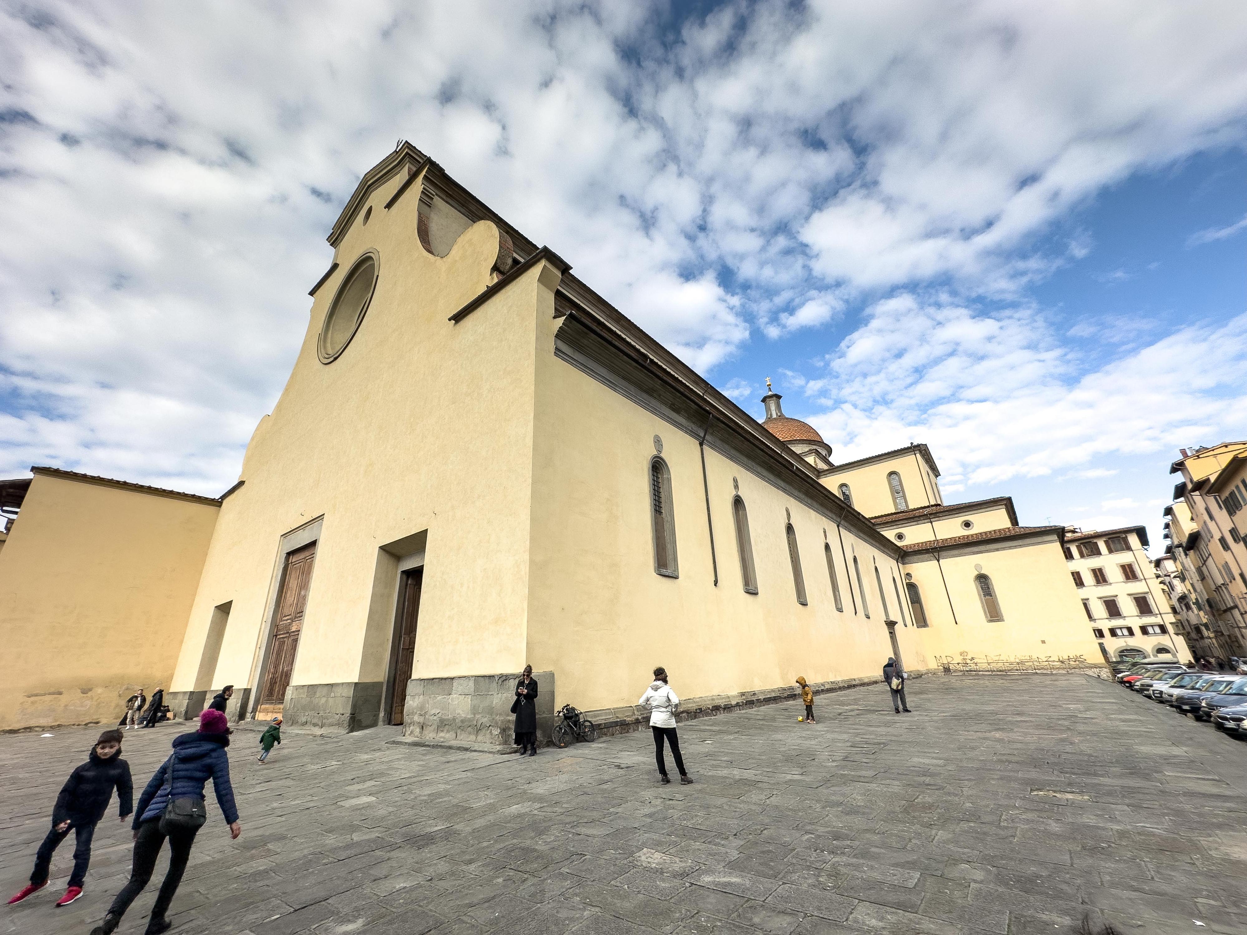 Santo Spirito, il vescovo Gambelli scrive a Crosetto: stop alla Rsa nella ex caserma. I frati: “Pronti a occupare”