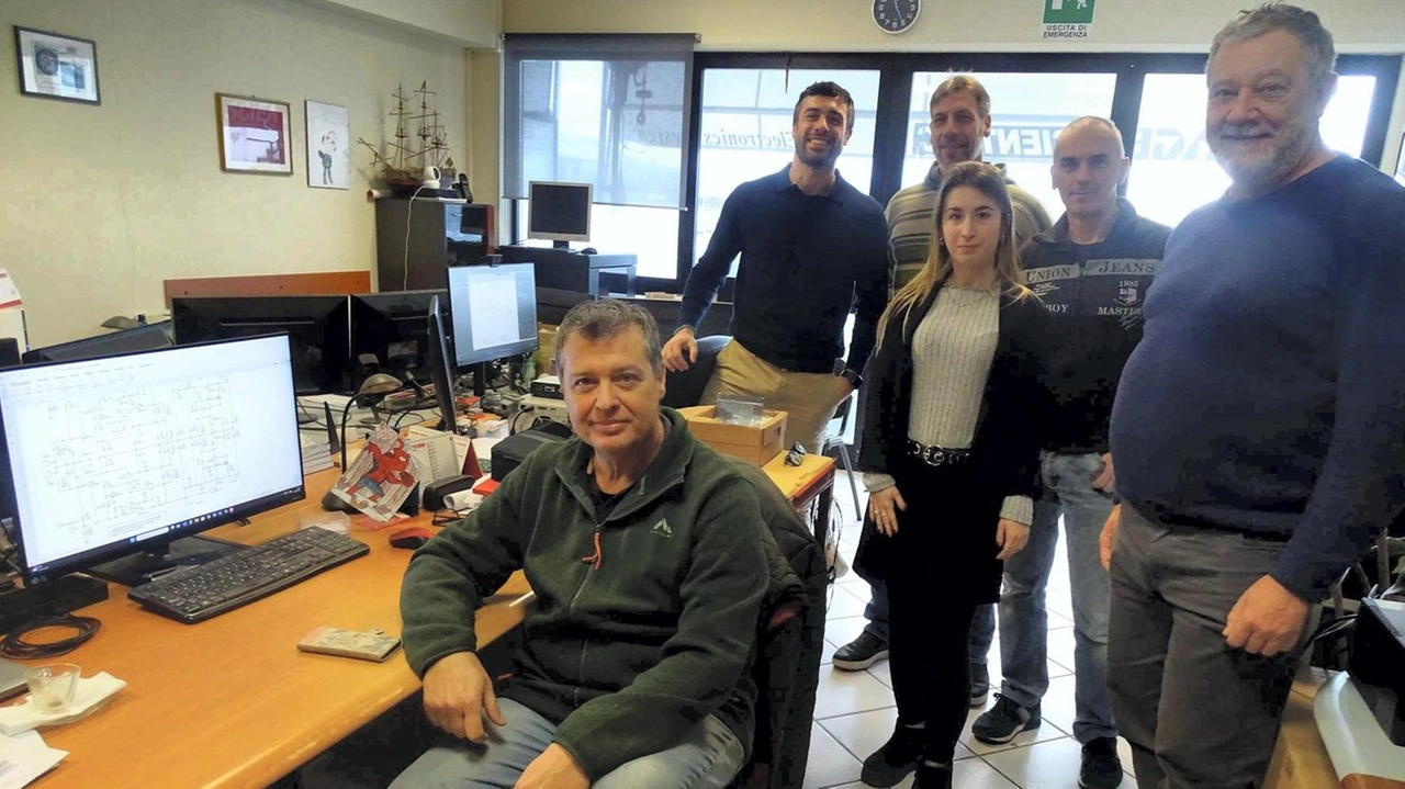 Il gruppo di lavoro dell’azienda Age Scientific che si occupa di nanotecnologia al servizio dell’industria spaziale