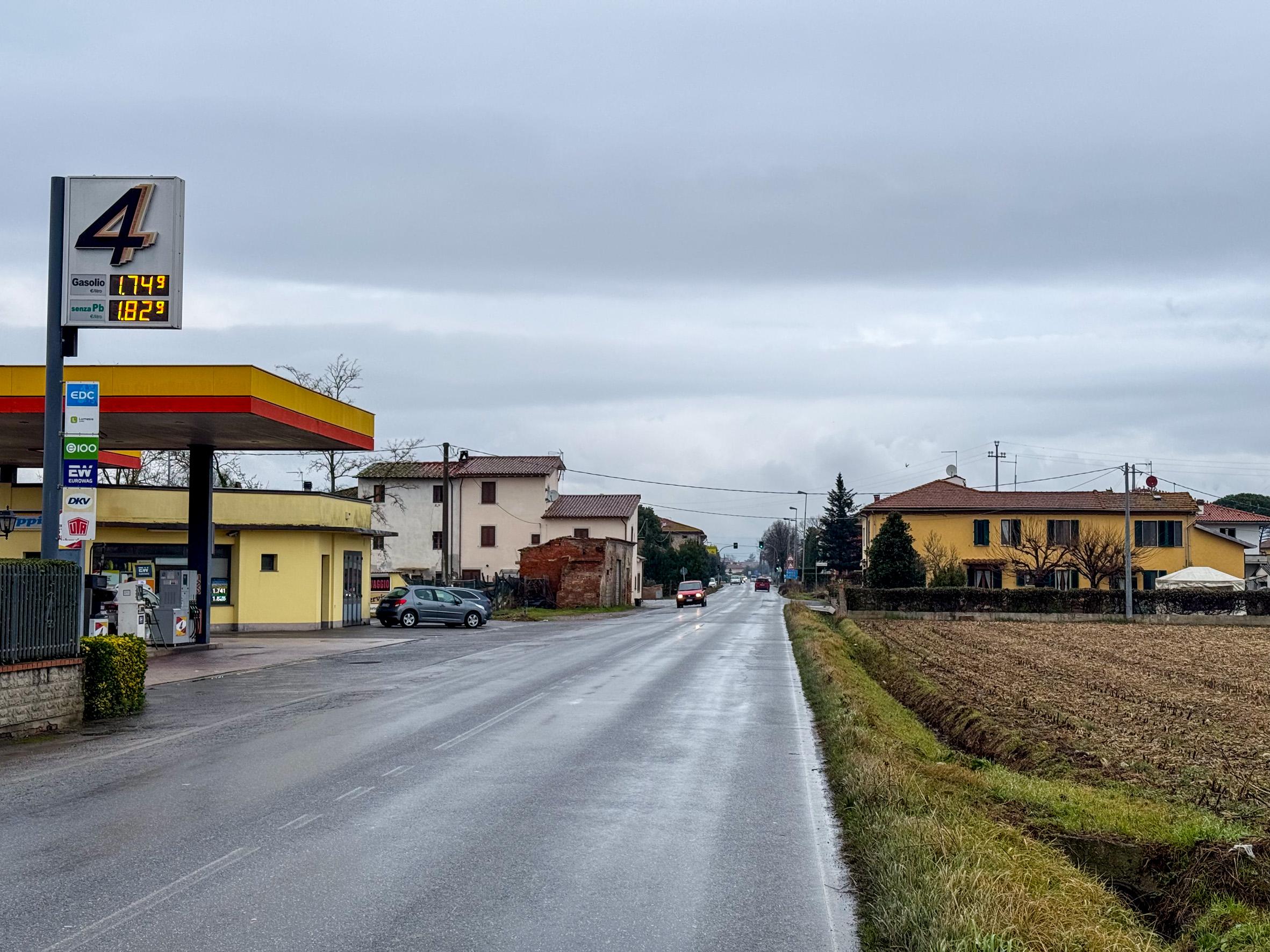 Via Livornese di sotto Loc. La Capanna