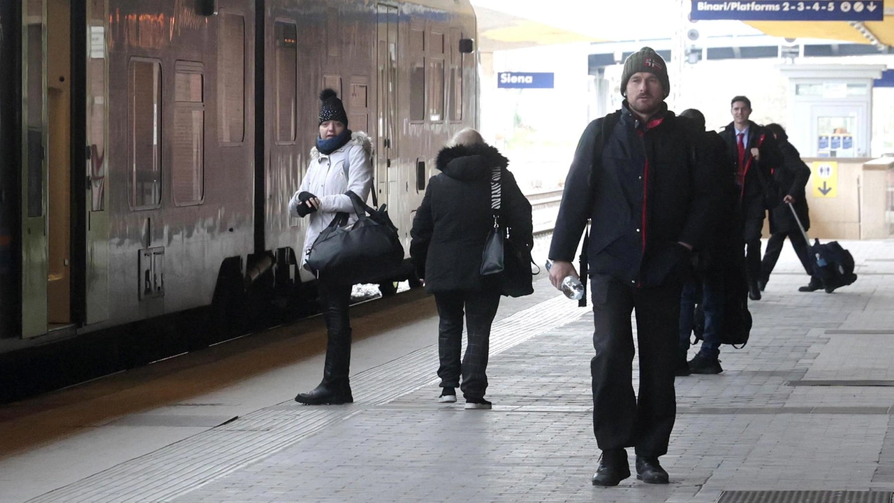 Il vicepresidente del Consiglio regionale: "Subito il diretto Siena-Roma, la fermata dei Frecciarossa a Chiusi e il collegamento diretto con Arezzo".