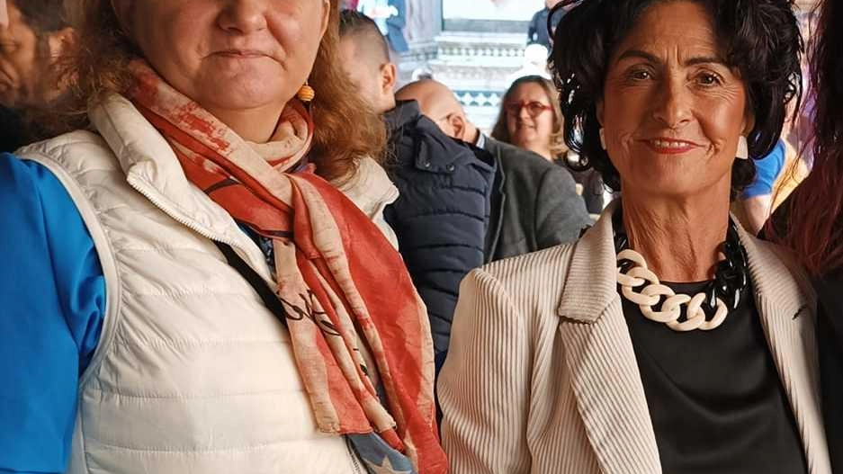 Da sinistra Marianna Baldi e Rita Pieri, attuale ed ex coordinatrice di Azzurro Donna Toscana