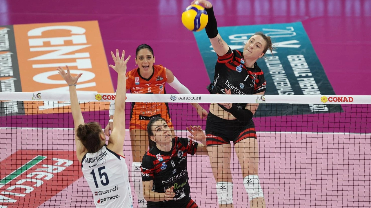 BARTOCCINI 0 VOLLEY BERGAMO 3 (22-25, 23-25, 19-25) : Nemeth 14, Ungureanu 12, Gardini 8, Gryka 4, Cekulaev 4, Ricci 1, Sirressi...