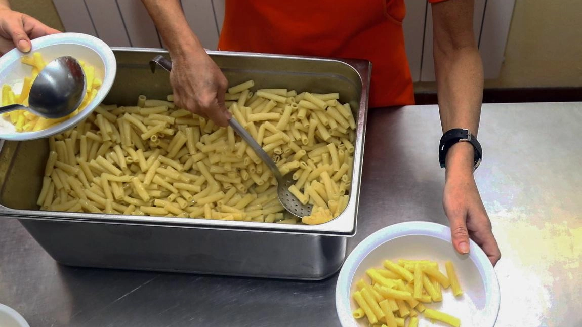 Novità in arrivo per le tariffe della refezione scolastica. Sono state annunciate in Consiglio comunale dopo la sollecitazione di due rappresentanti della minoranza