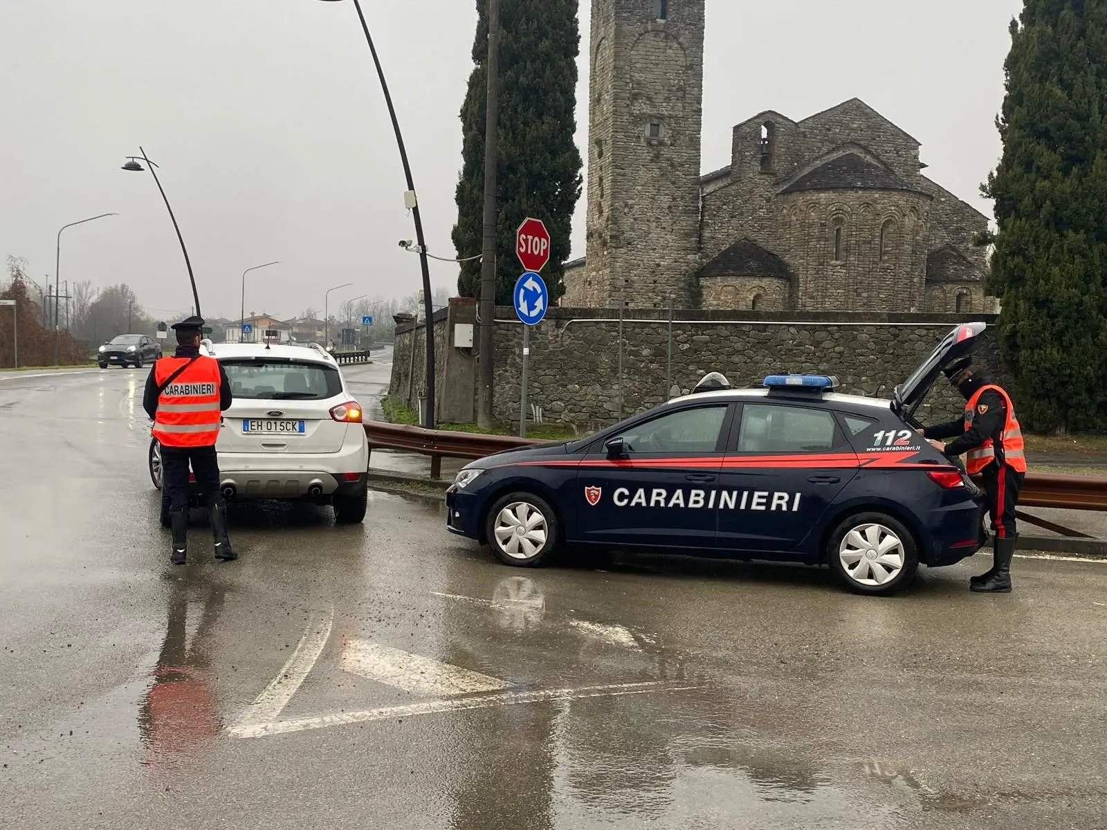 Maltrattamenti e aggressioni al padre anziano, 36enne arrestato ad Aulla