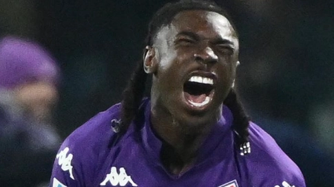 Un'esultanza di Moise Kean. L'attaccante viola proveniente dalla Juventus sta incantando in questa stagione