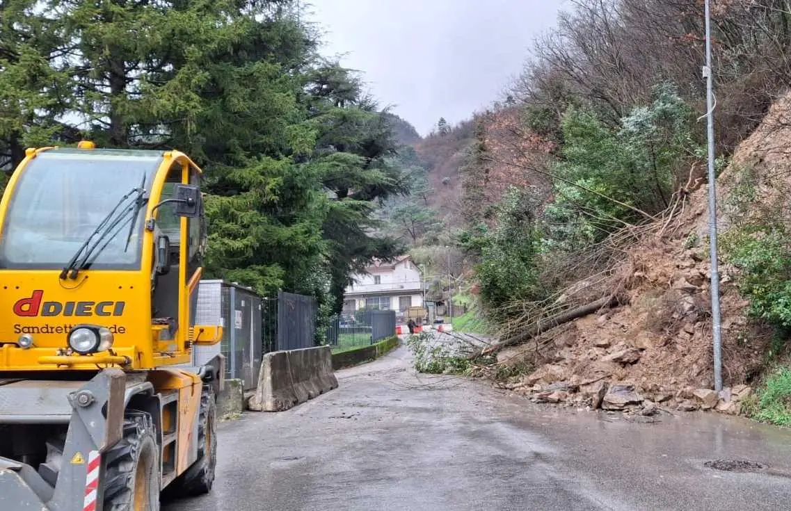 Vertice in Comune per riaprire la strada