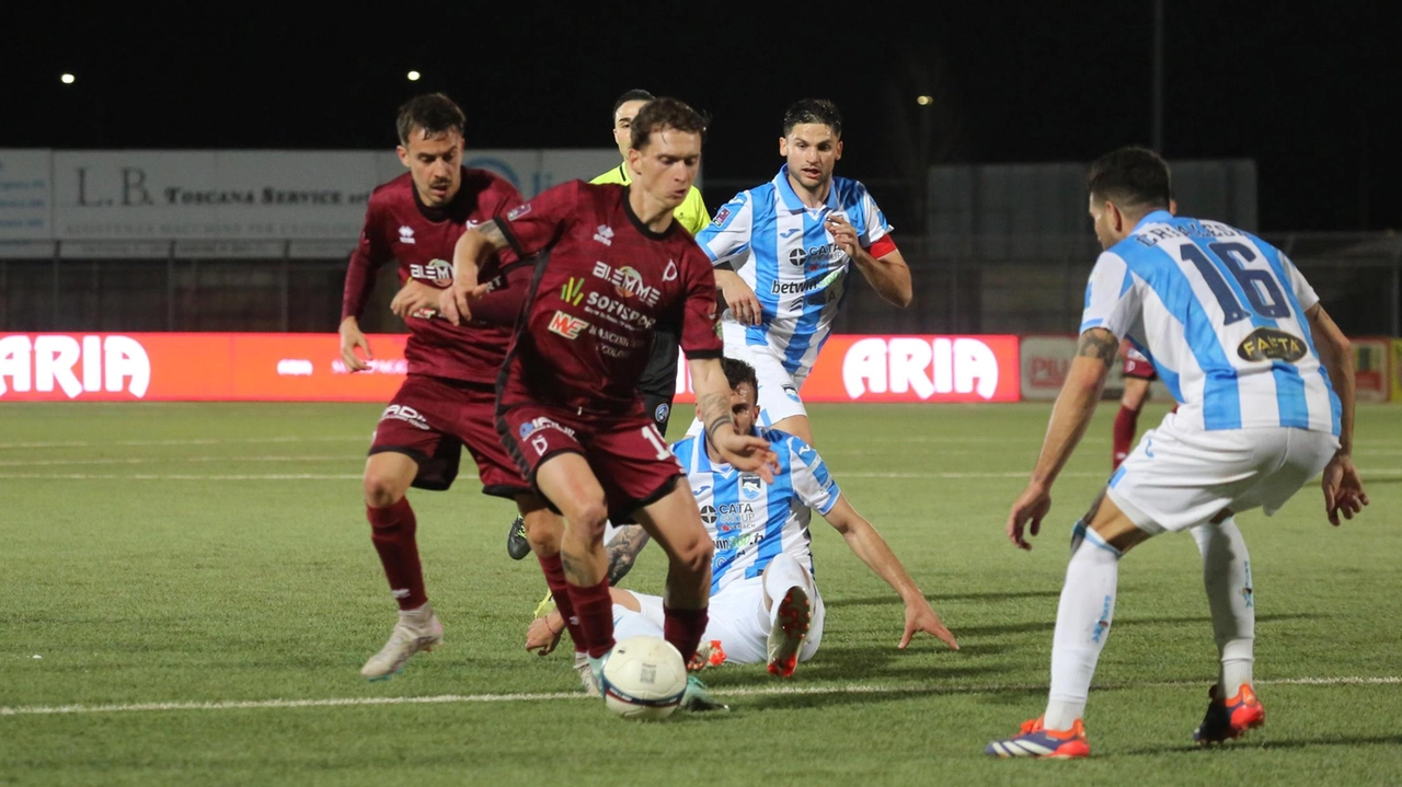 Il Pontedera ha perso in casa contro il Pescara (foto Bongianni/Germogli)