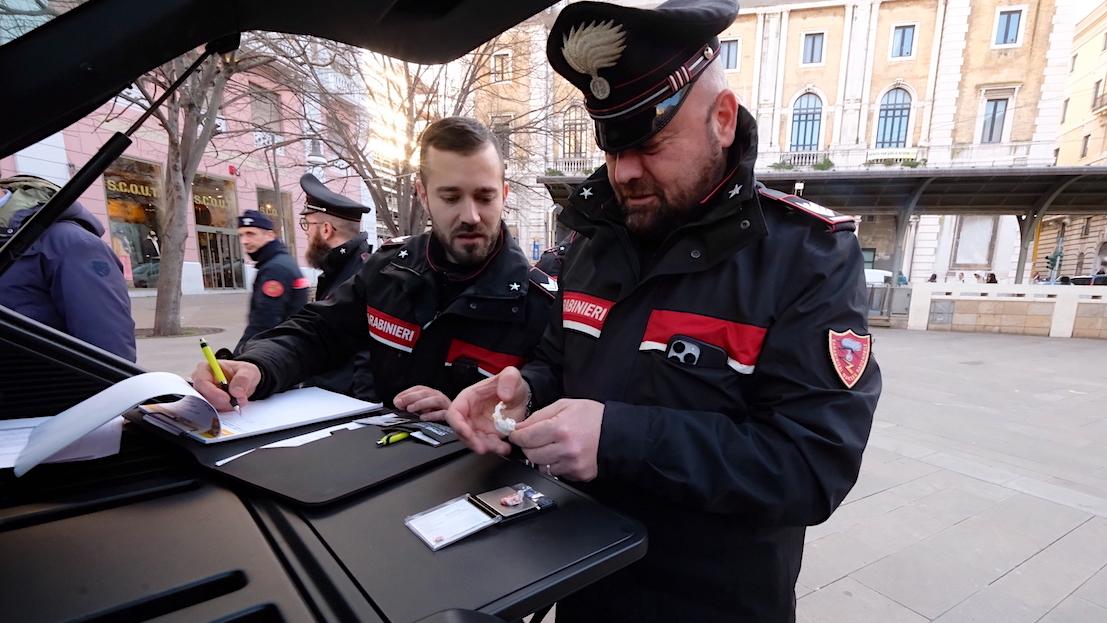 La rapina del cellulare. Sorpreso dai carabinieri. Arrestato giovanissimo