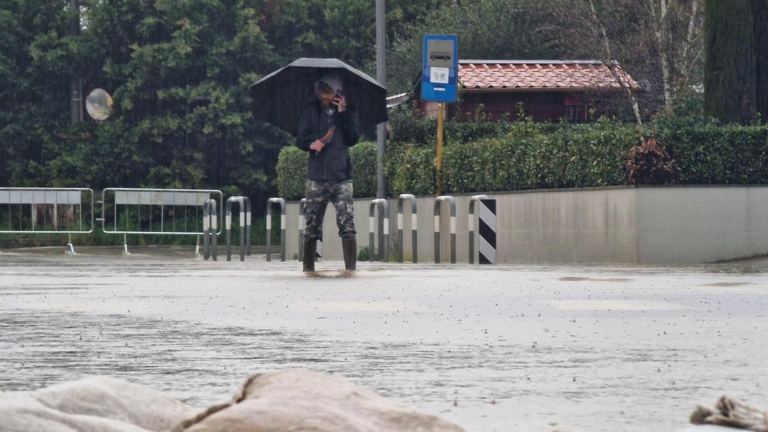 Il maltempo, le imprese e i danni. La conta si annuncia molto lunga: "A rischio l’intero sistema viario"