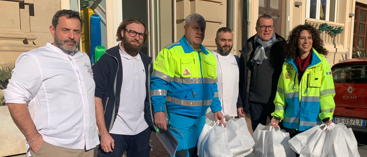 Un pranzo di Natale stellato per le famiglie in difficoltà, il regalo del Principe di Piemonte