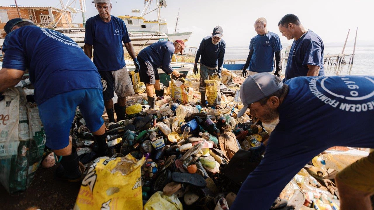 Via la plastica dal mare. Un piano tutto toscano