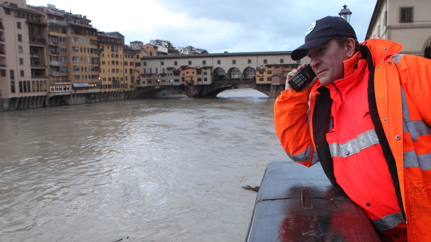 L’immagine d’archivio di una piena dell’Arno a Firenze