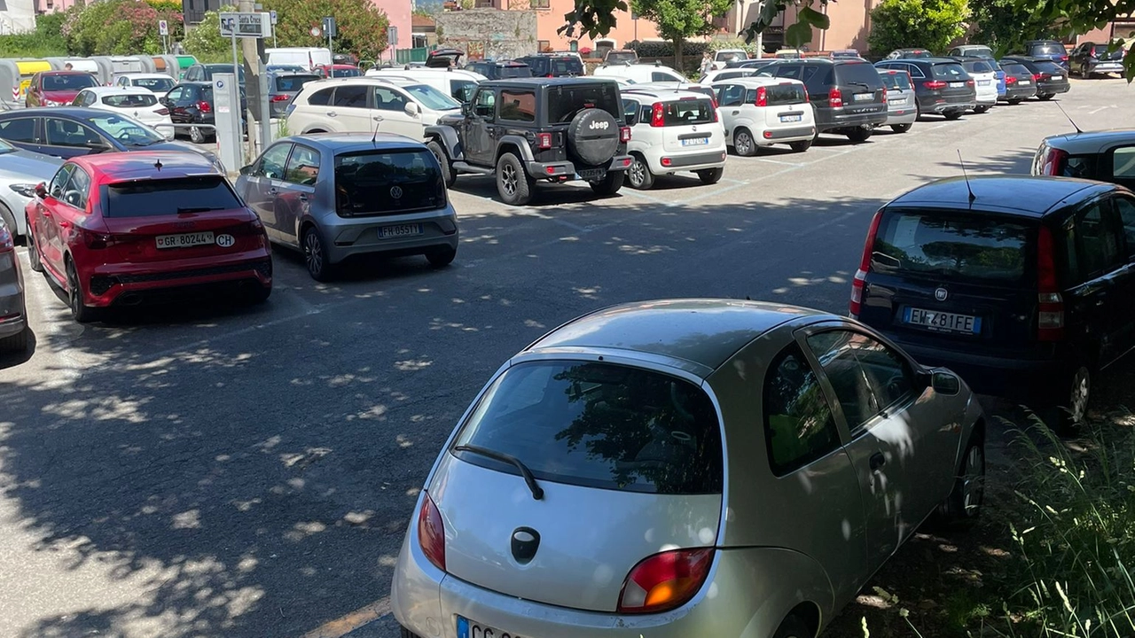 Un’immagine dell’area di parcheggio di Santa Croce