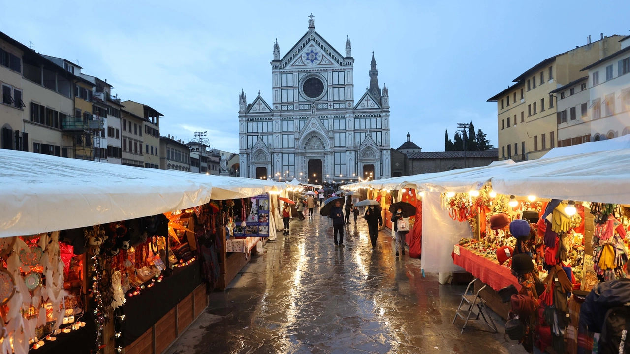 piazza Santa Croce, inaugurazione mercato di Natale