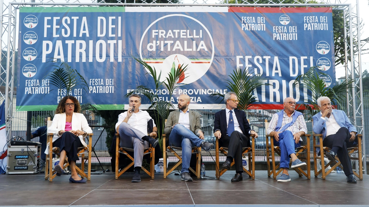 Un momento della Festa di Fratelli d'Italia a Beverino