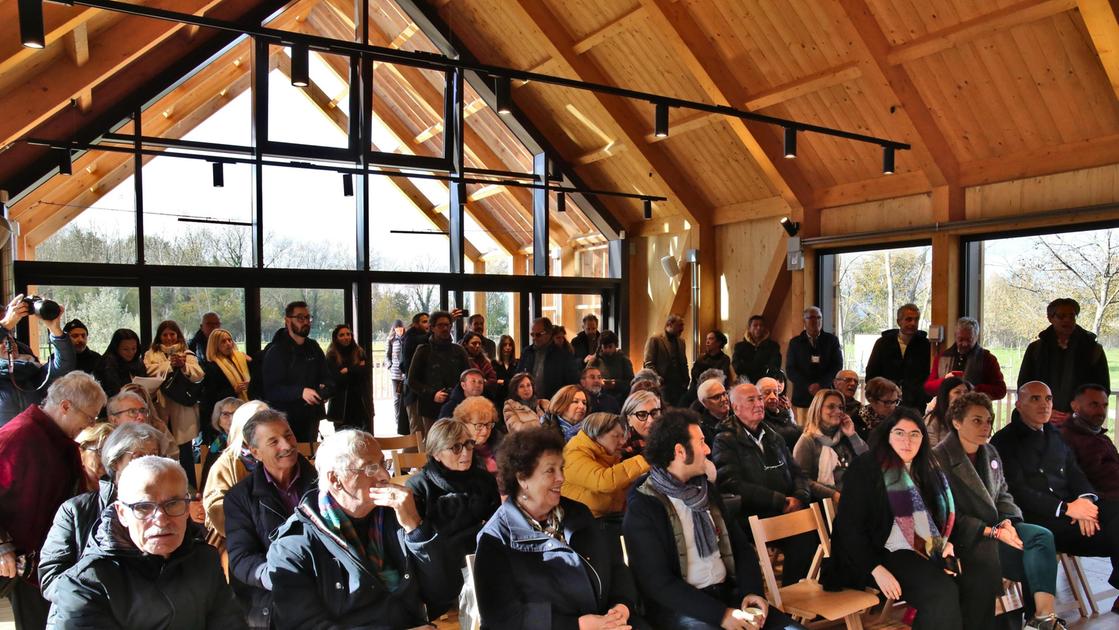 Cresce la nuova oasi verde. Inaugurata l’aula didattica alimentata dal fotovoltaico