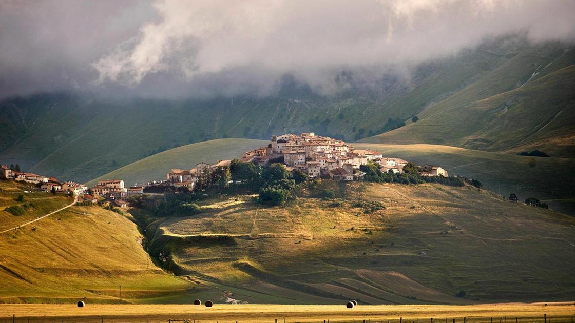 Freddo “polare“ a Castelluccio. Il termometro scende a –18,4 gradi