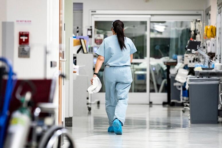 Ancora violenza in ospedale: Grosseto, infermiera aggredita da un paziente