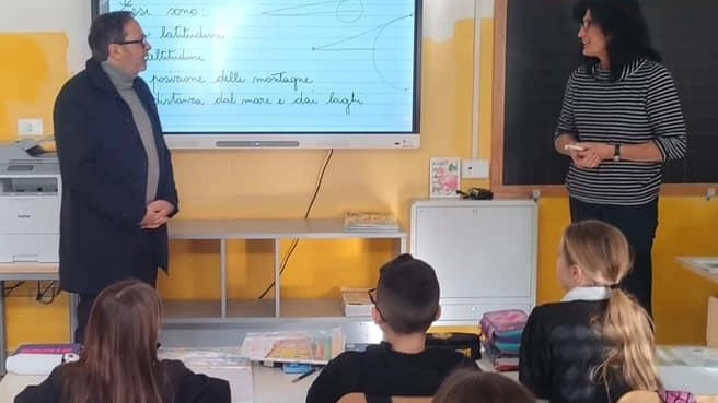 Insieme all‘assessore Monica Bertoneri, il sindaco Francesco Persiani ha effettuato un sopralluogo nelle scuole di Alteta e Mirteto, che da...