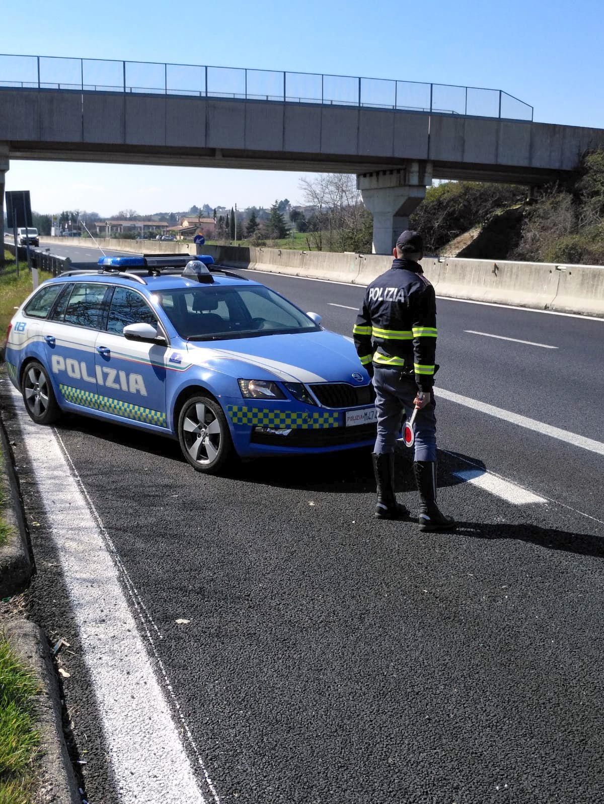 Tre auto vendute con l