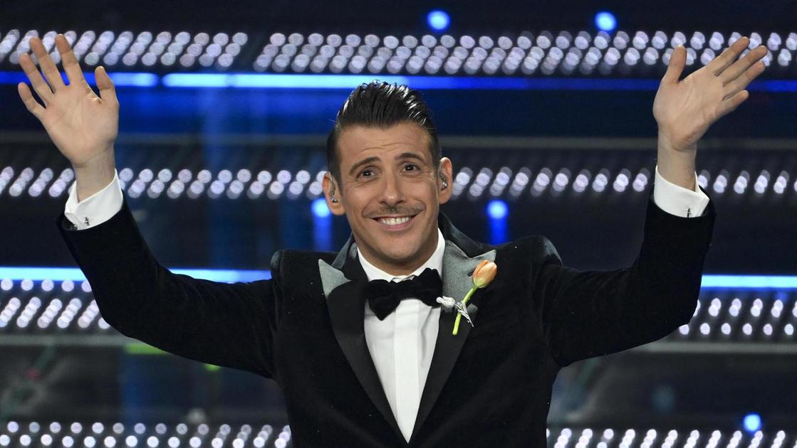 ’Dalla tua parte tour’. Francesco Gabbani con i brani più iconici