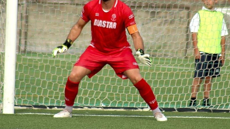 Il portiere Ettore Lagomarsini del Seravezza è uno dei più forti di tutta la Serie D