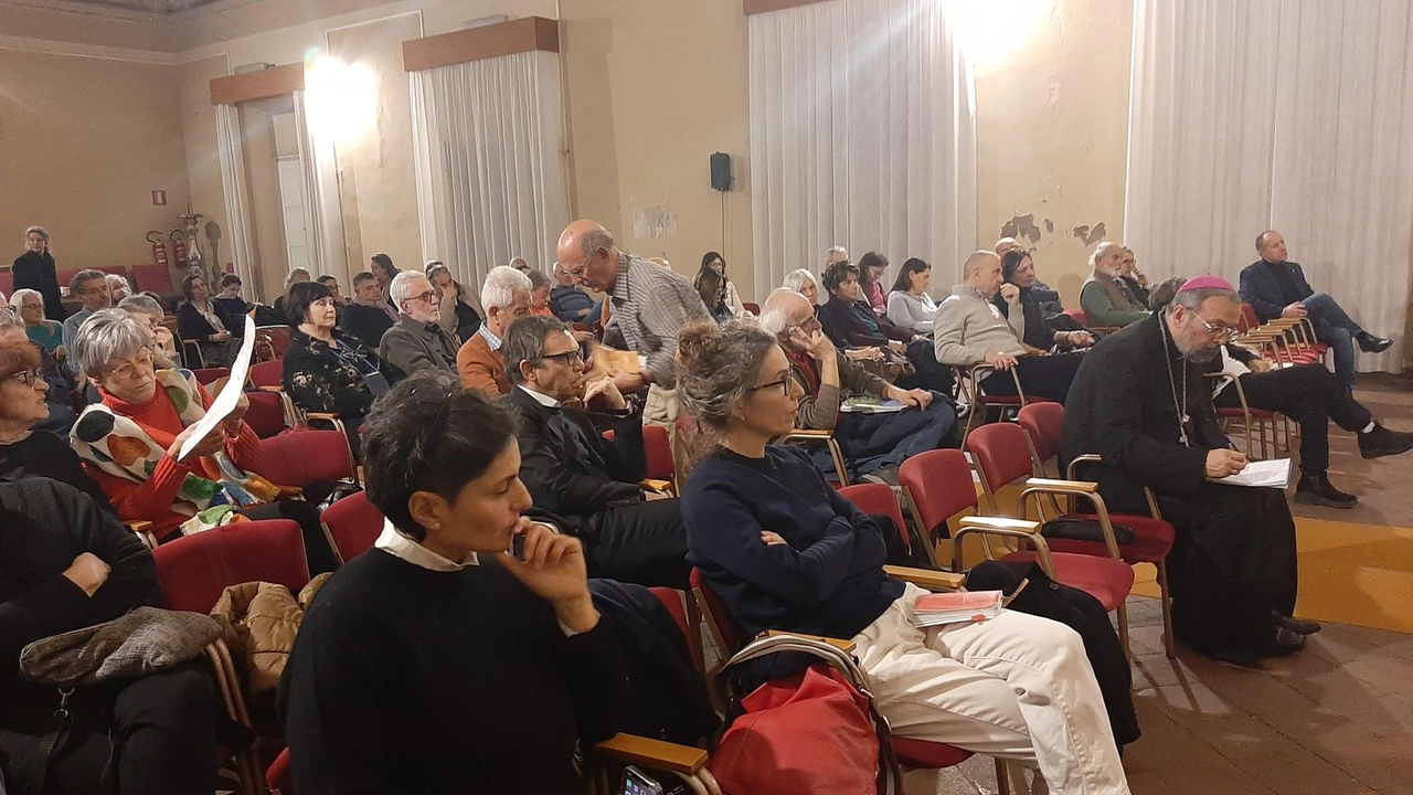 Donne nella chiesa e nella società . Domani l’incontro aperto