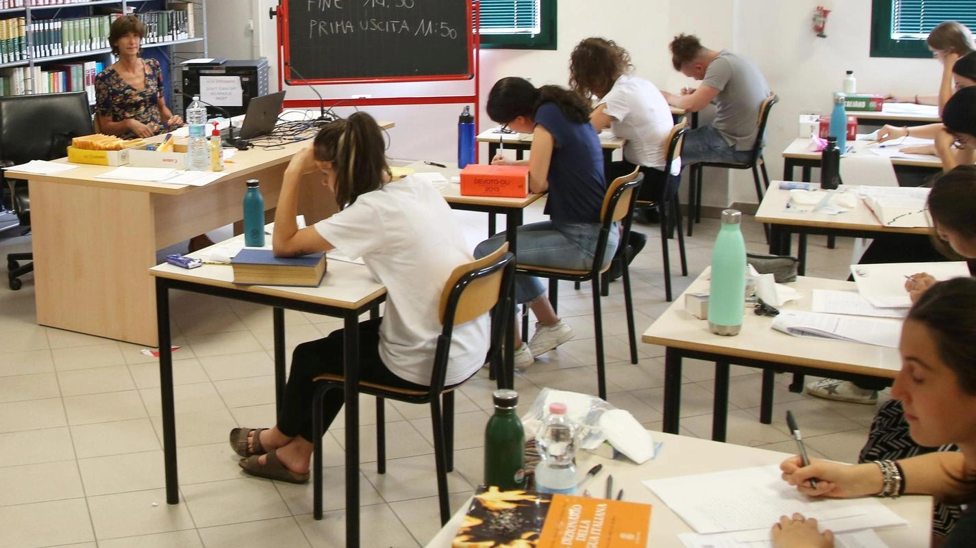 Si torna in classe. Mancano i presidi. Sedici istituti ancora senza il dirigente