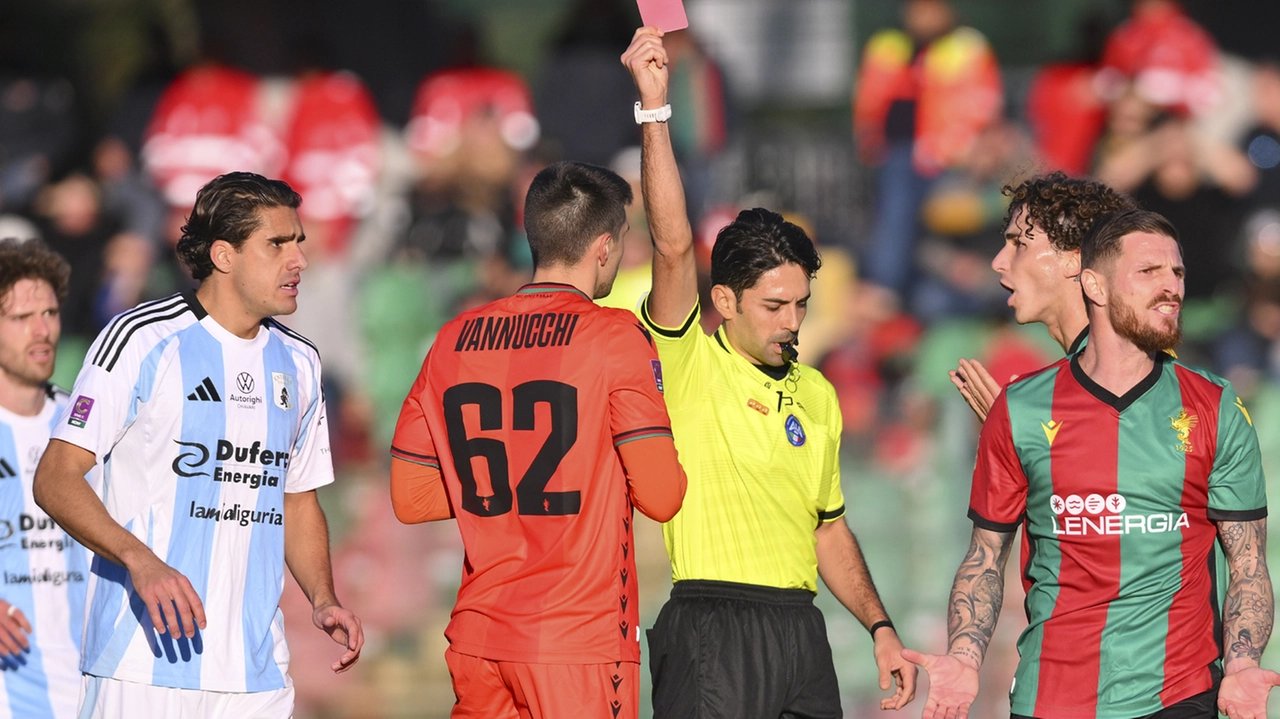 Ternana Entella 1-1, Fere mai dome. In dieci dal 25’, pareggiano con Aloi