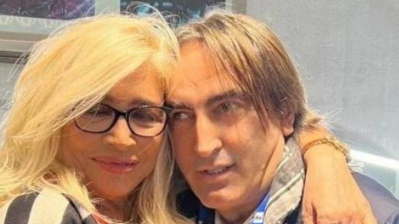 Mara Venier e Beppe «Sugar» Angiolini oggi sul palco dell’Ariston per Domenica in