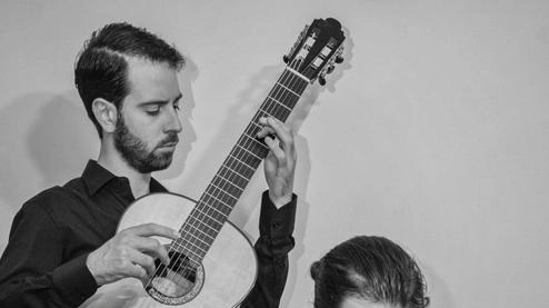 Sabato alle 18 all'ex manicomio di Maggiano a Lucca concerto Duo Martinelli Petrucci con letture tobiniane di Antonio Bertacca. Visita guidata alle 15.30. Prenotazione online obbligatoria.