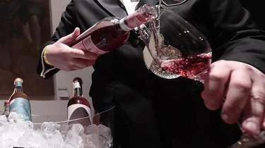 Le esportazioni di vino italiano crescono negli Stati Uniti e in Germania, mentre calano in Cina e Corea del Sud.