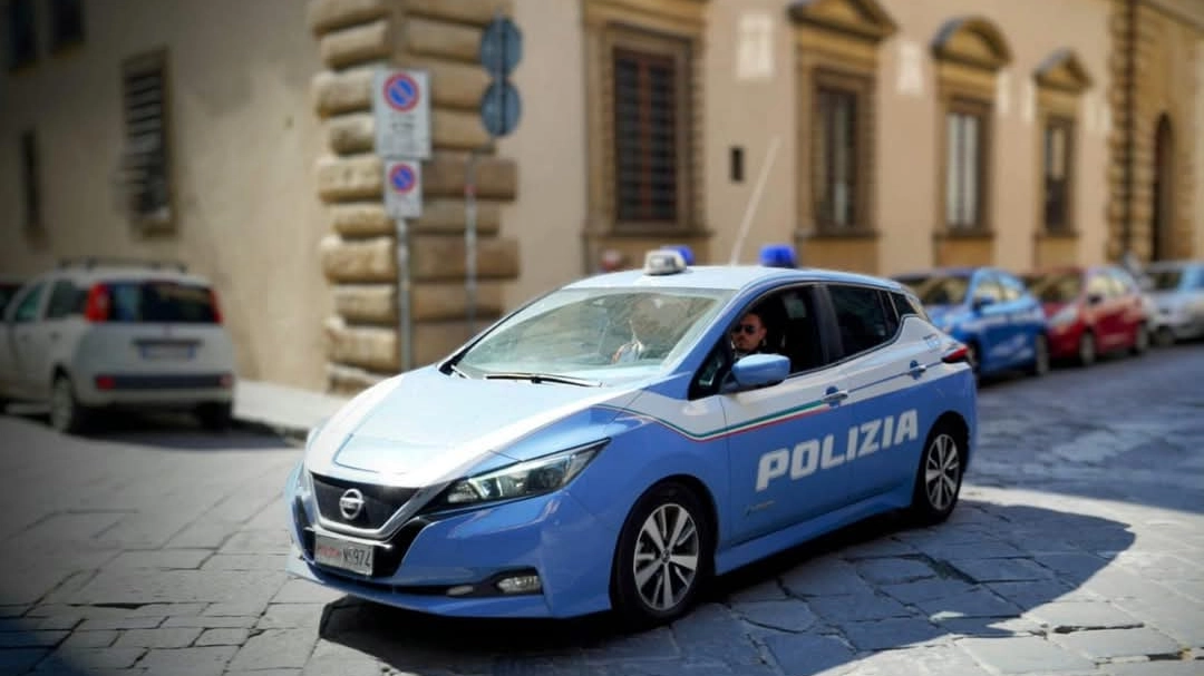 La polizia